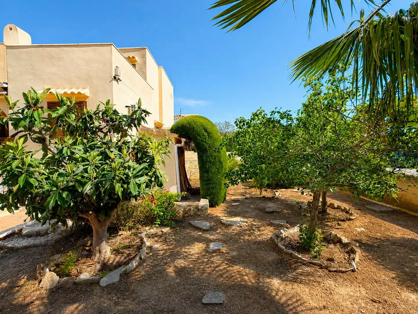 Garden of Houses for sale in Calpe / Calp  with Air Conditioner, Heating and Private garden
