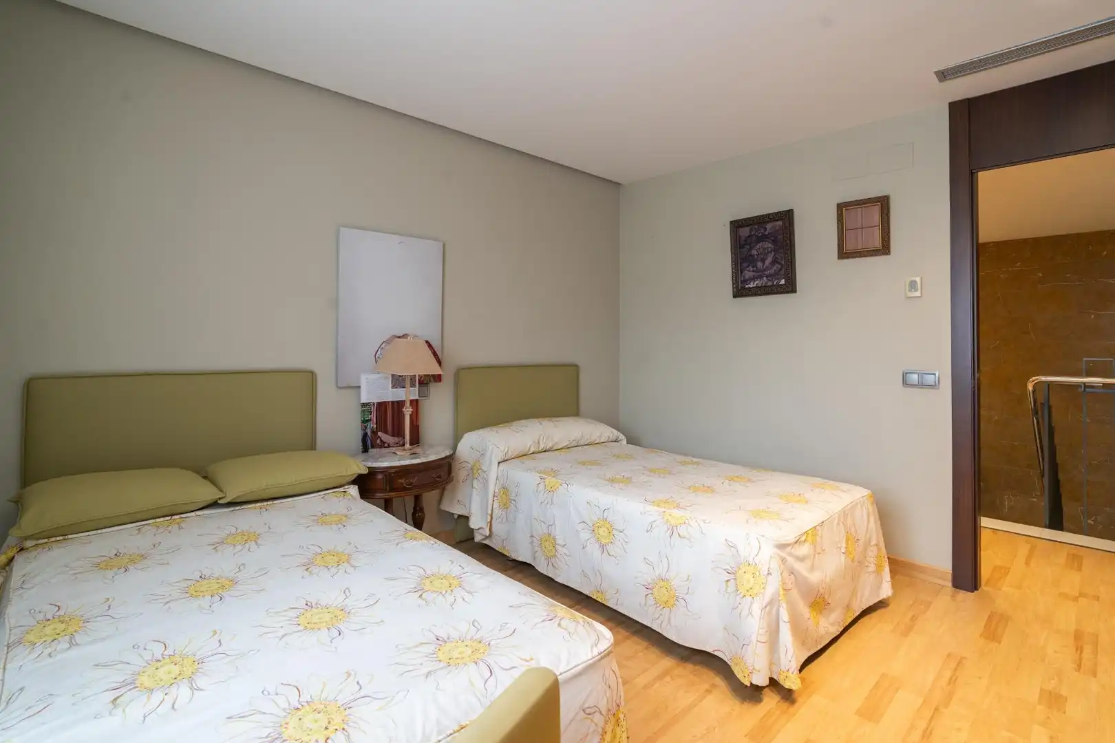 Habitación de Casa o chalet en venta en Benetússer con Aire acondicionado, Calefacción y Parquet