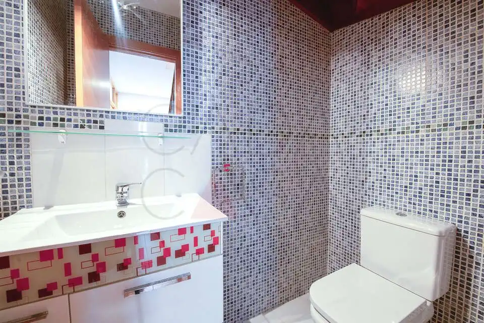 Baño de Casa adosada en venta en Piélagos con Calefacción, Jardín privado y Terraza