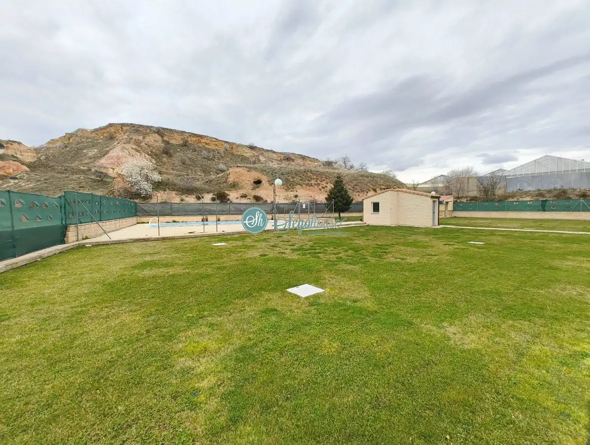 Flat for sale in Segovia  with Heating, Storage room and Furnished