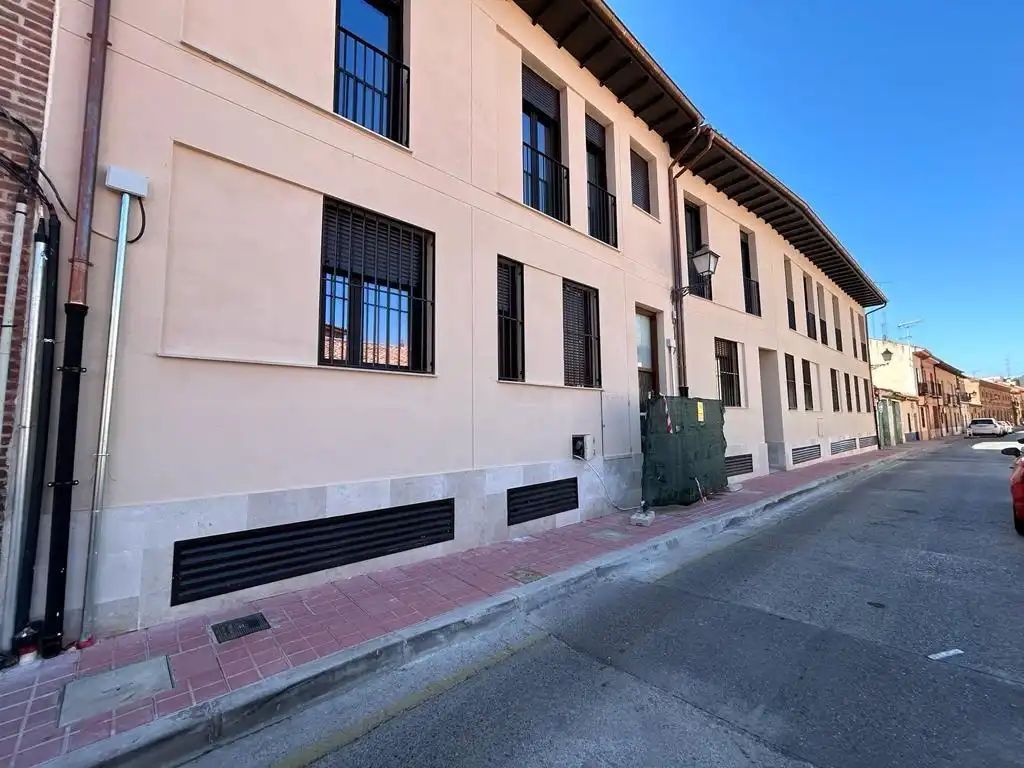 Casa adosada de alquiler en Casco histórico