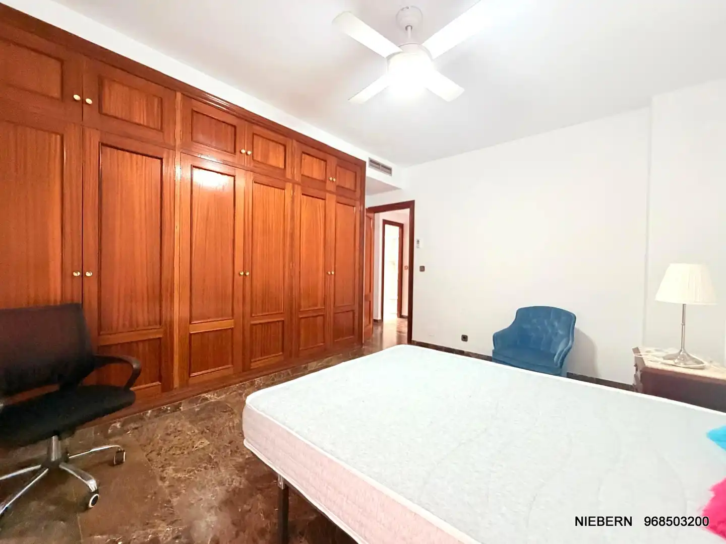 Bedroom of Flat for rent in Cartagena  with Furnished and Balcony