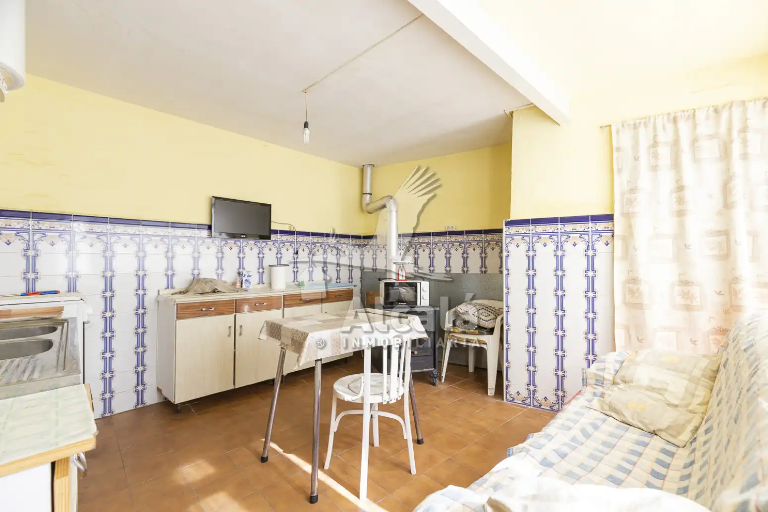 Cuina de Casa o xalet en venda en Espinosa de Henares amb Terrassa
