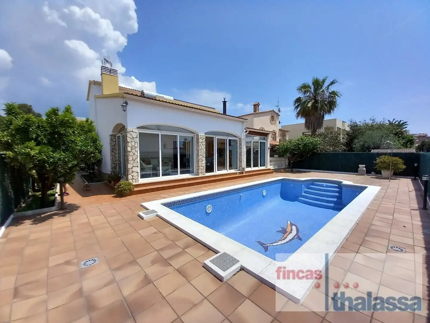 Casa amb piscina en venda a Fenals