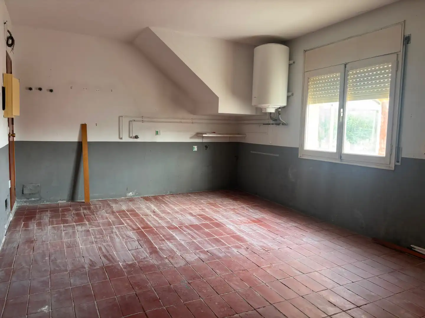 Cuina de Casa adosada en venda en Campllong amb Aire condicionat i Terrassa