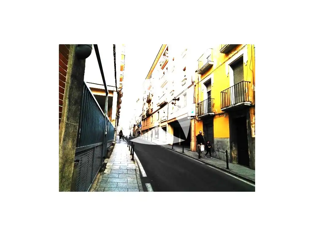 Ufficio con ascensore in affitto a Calle Parras