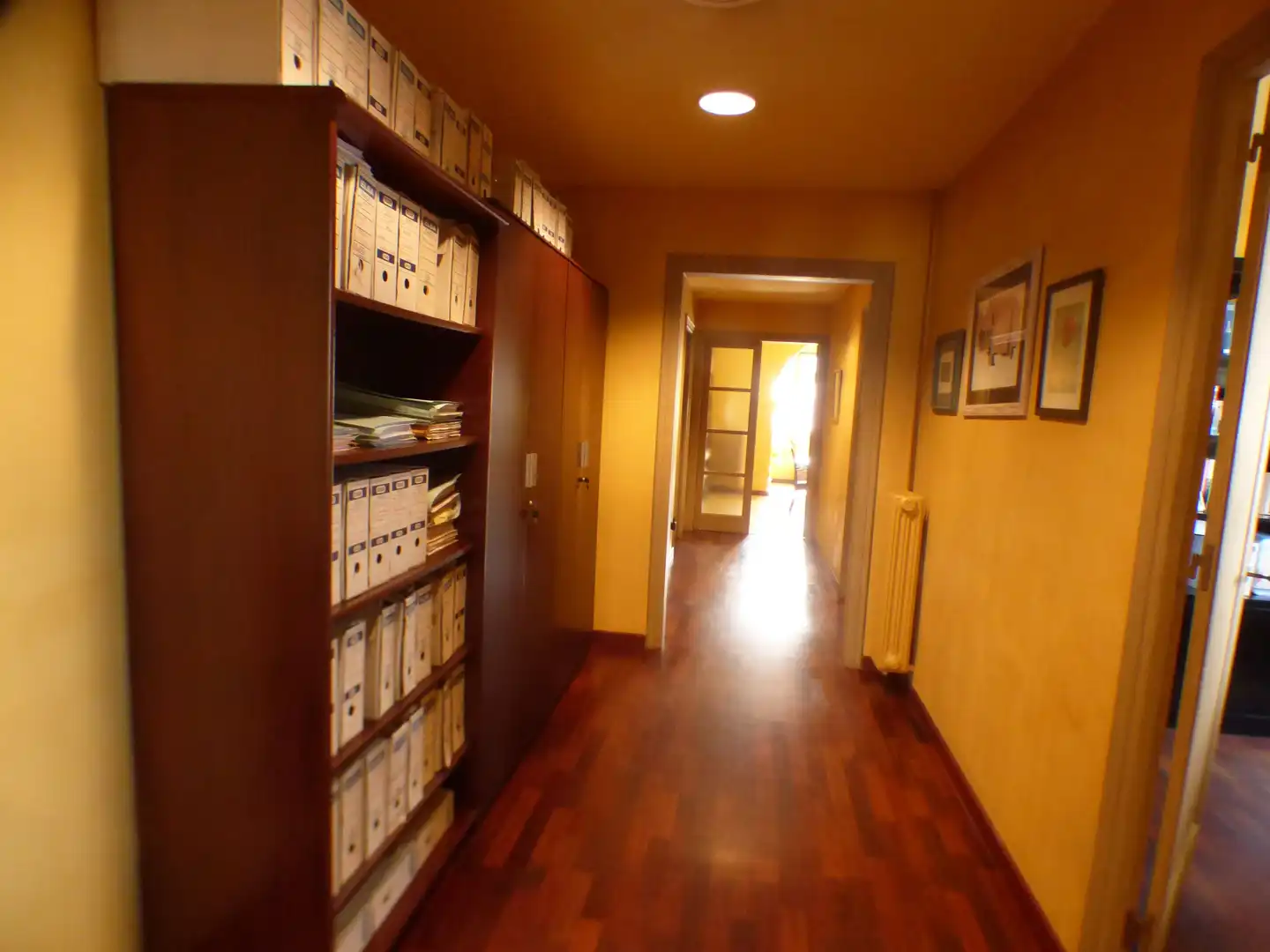 Office for sale in Girona  with Air Conditioner, Heating and Furnished