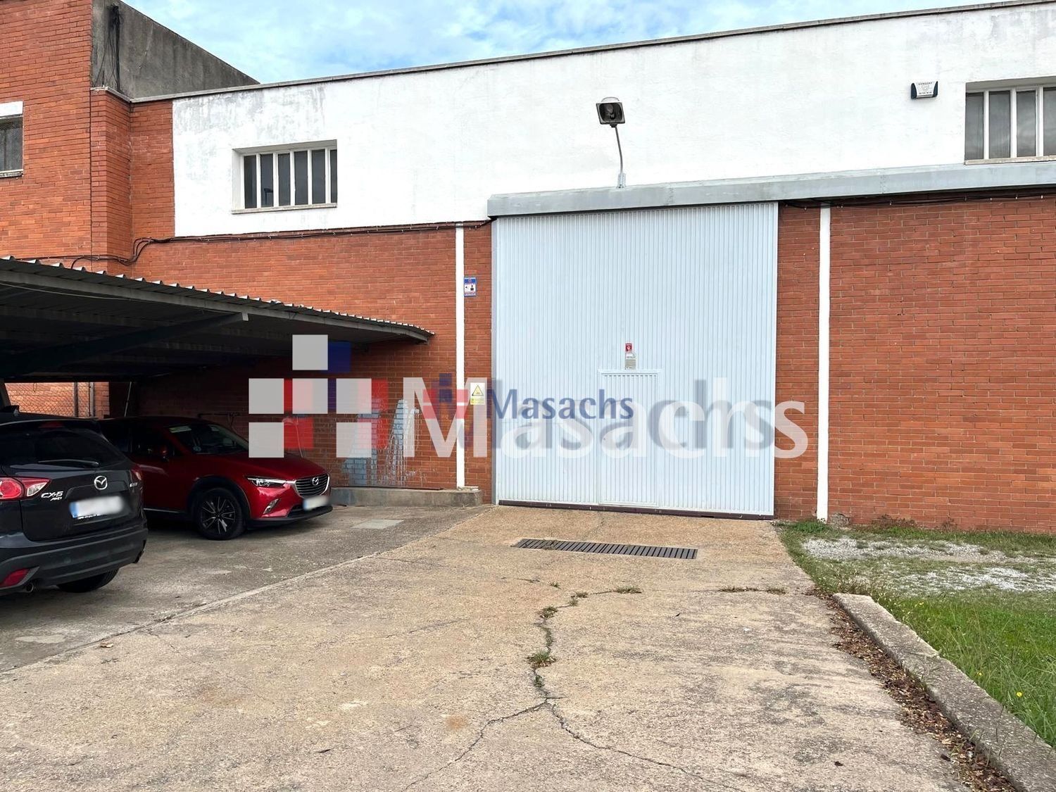 Vista exterior de Nave industrial en venta en Palau-solità i Plegamans
