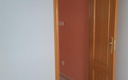 Flat for sale in San Vicente, El Pilar - La Estación