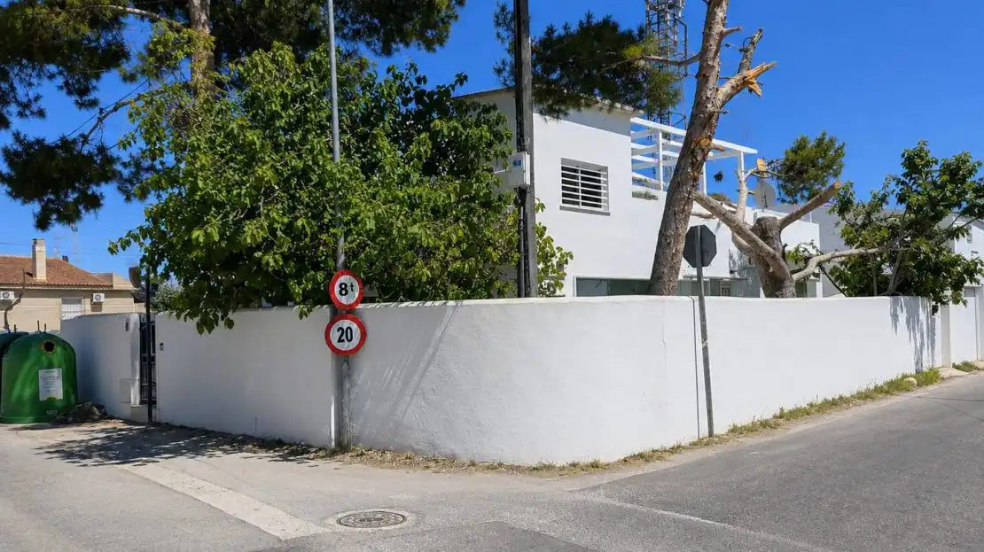 Vista exterior de Finca rústica en venda en Orihuela amb Aire condicionat, Jardí privat i Terrassa