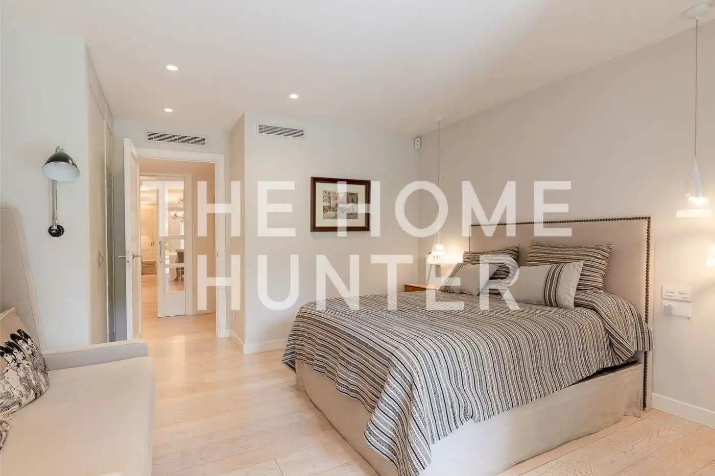 Bedroom of Flat for sale in Barcelona  with Air Conditioner, Heating and Private garden