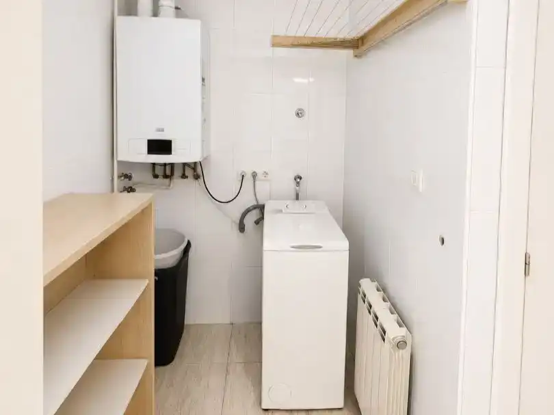Badezimmer von Wohnung zum Verkauf in Sabadell