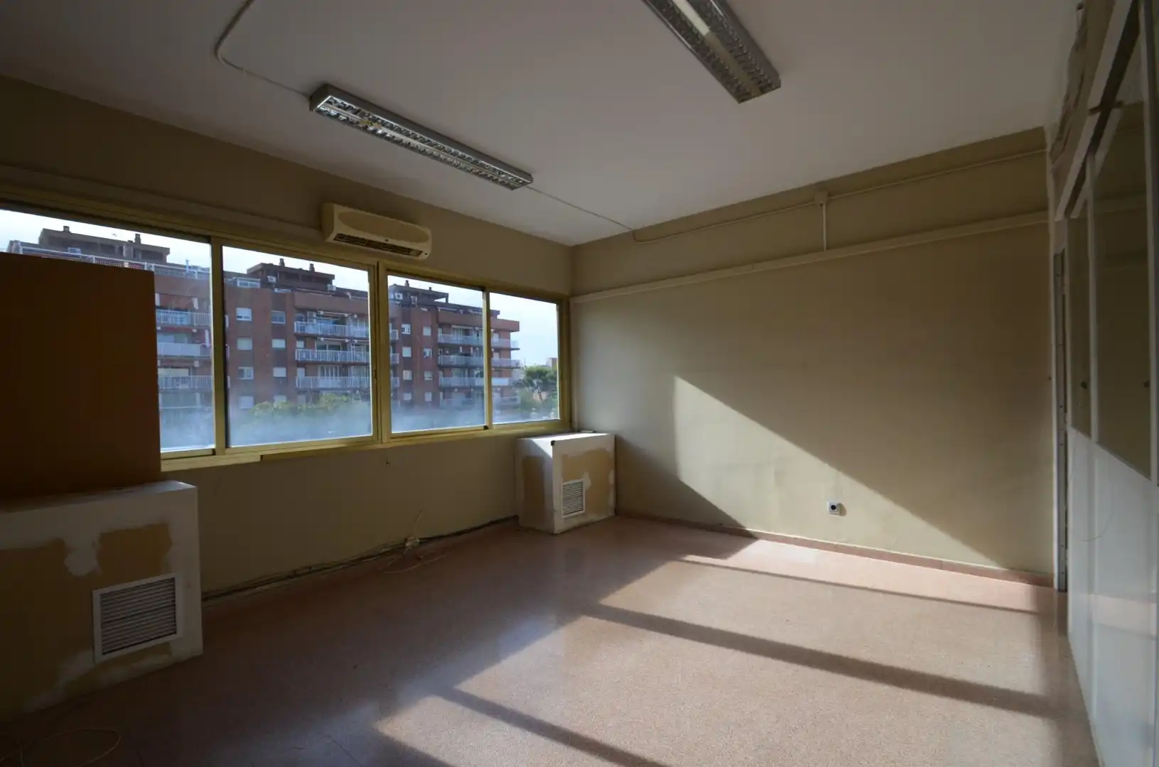 Office space to rent in SOLER I CARBONELL 28, imagen 5