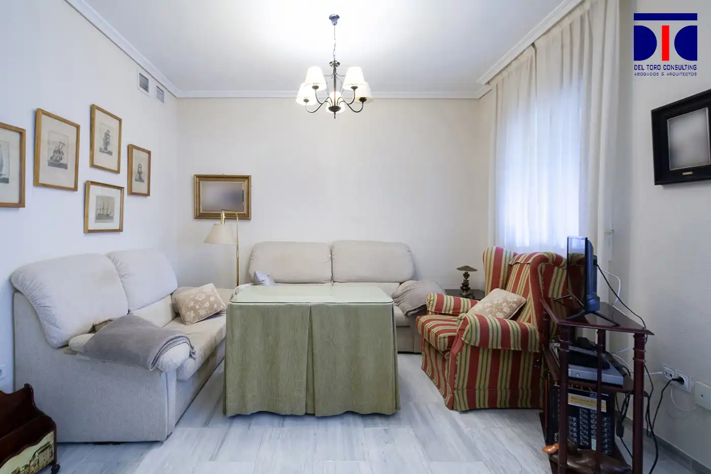 Sala de estar de Piso en venta en Sevilla con Aire acondicionado, Calefacción y Terraza