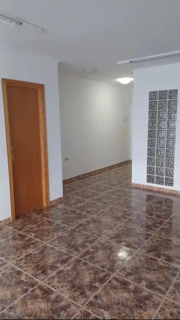 Oficina de alquiler en Almazora / Almassora