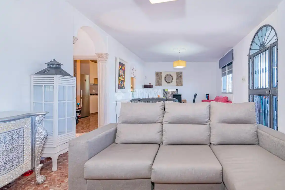 Wohnzimmer von Country house zum Verkauf in Lucena mit Klimaanlage