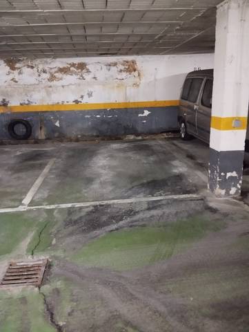 Garaje en Venta en Nuevo Parque - Los Rosales - Tráfico Pesado