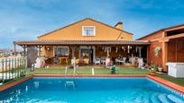 Swimming pool of House or chalet for sale in Méntrida  with Air Conditioner, Heating and Private garden