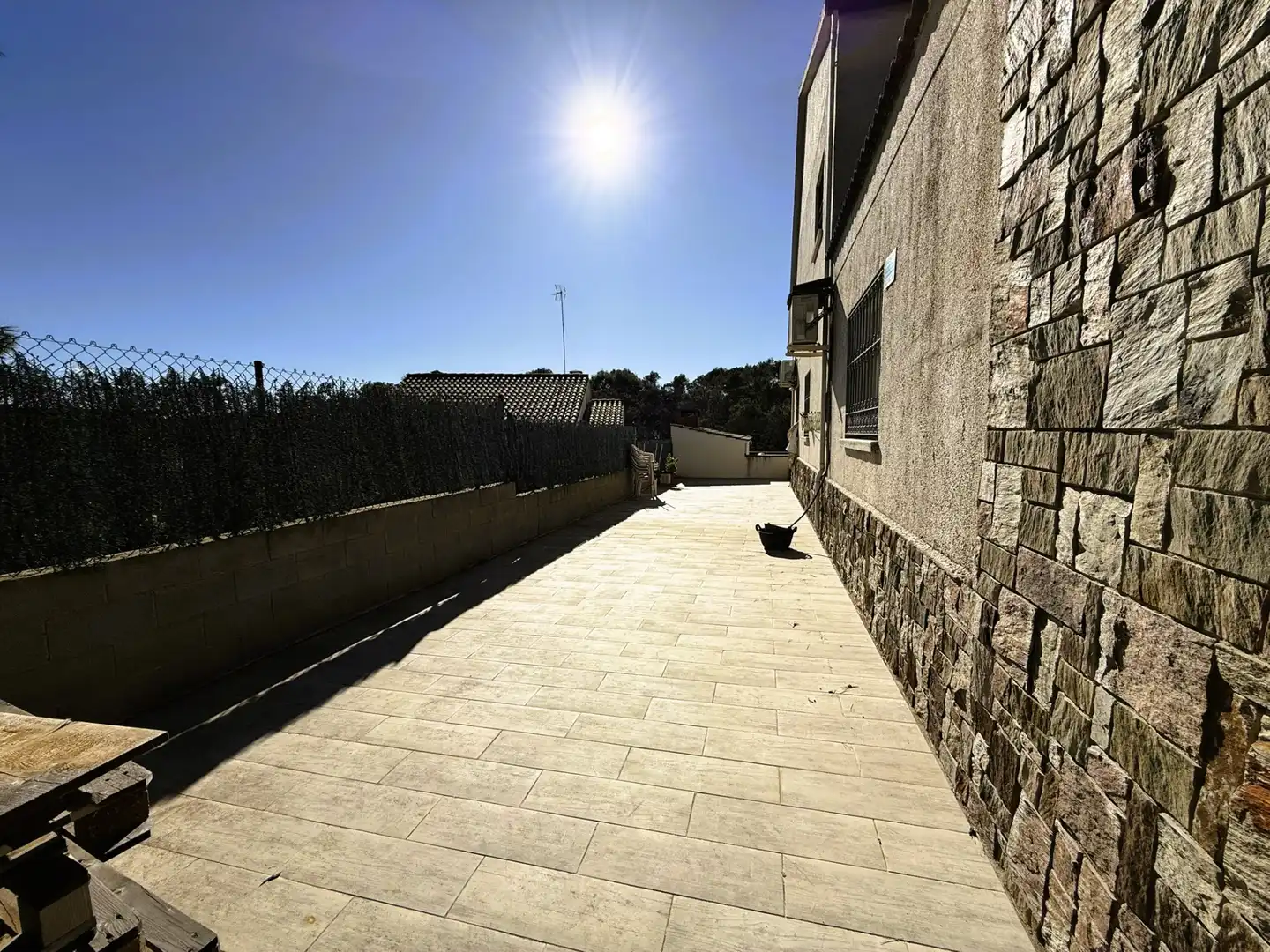 Vista exterior de Casa o chalet en venta en Lliçà d'Amunt con Aire acondicionado, Calefacción y Jardín privado