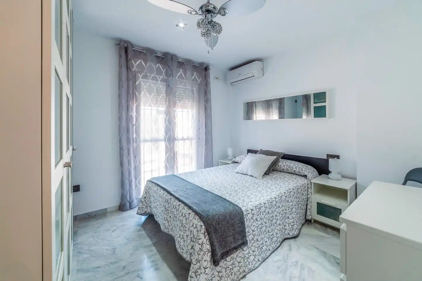 Bedroom of Detached homes for sale in Bormujos  with Air Conditioner