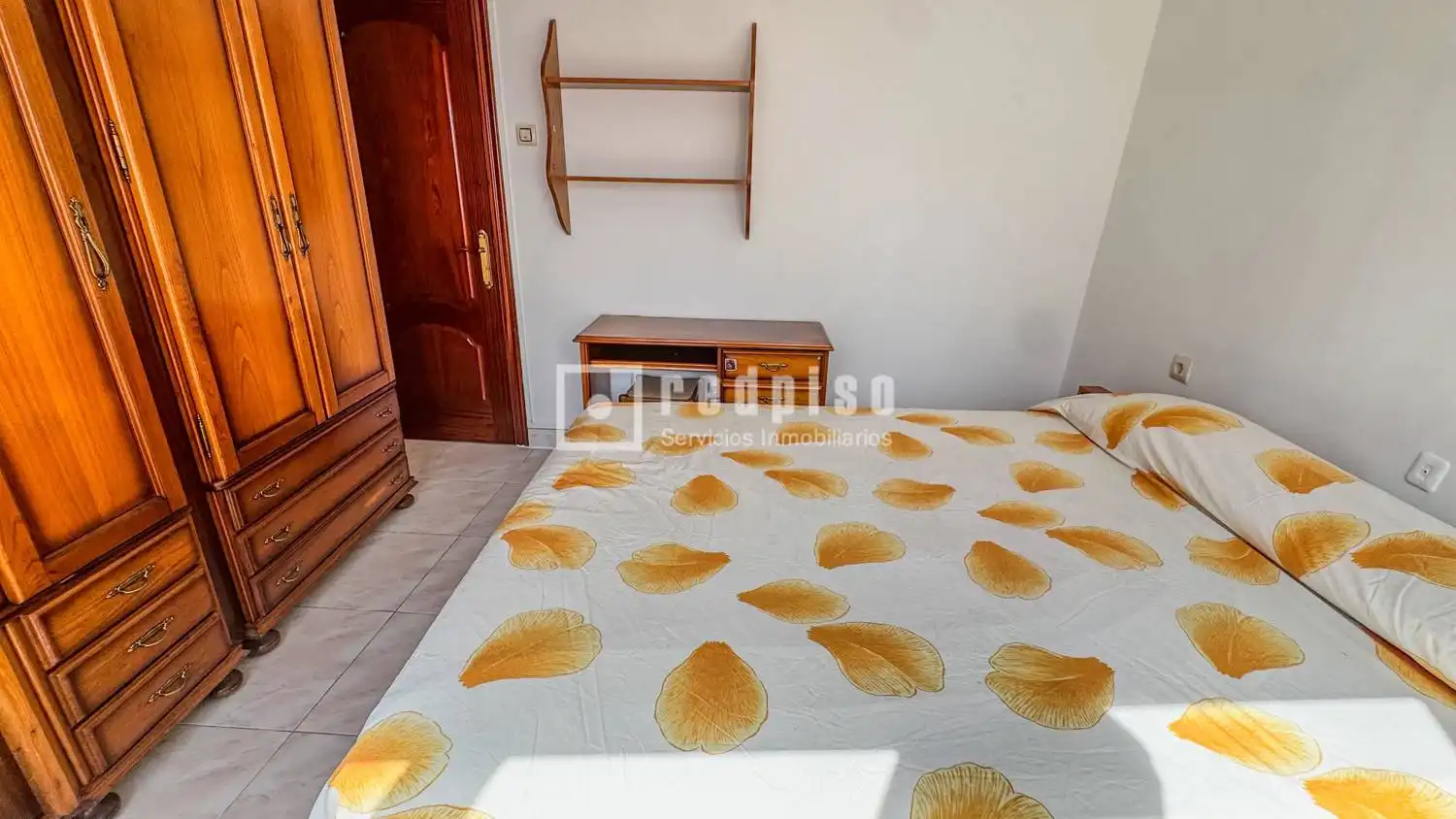 Habitación de Piso en venta en Ferrol con Amueblado