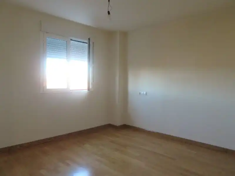 Habitación de Casa o chalet en venta en Chozas de Abajo con Calefacción, Jardín privado y Trastero