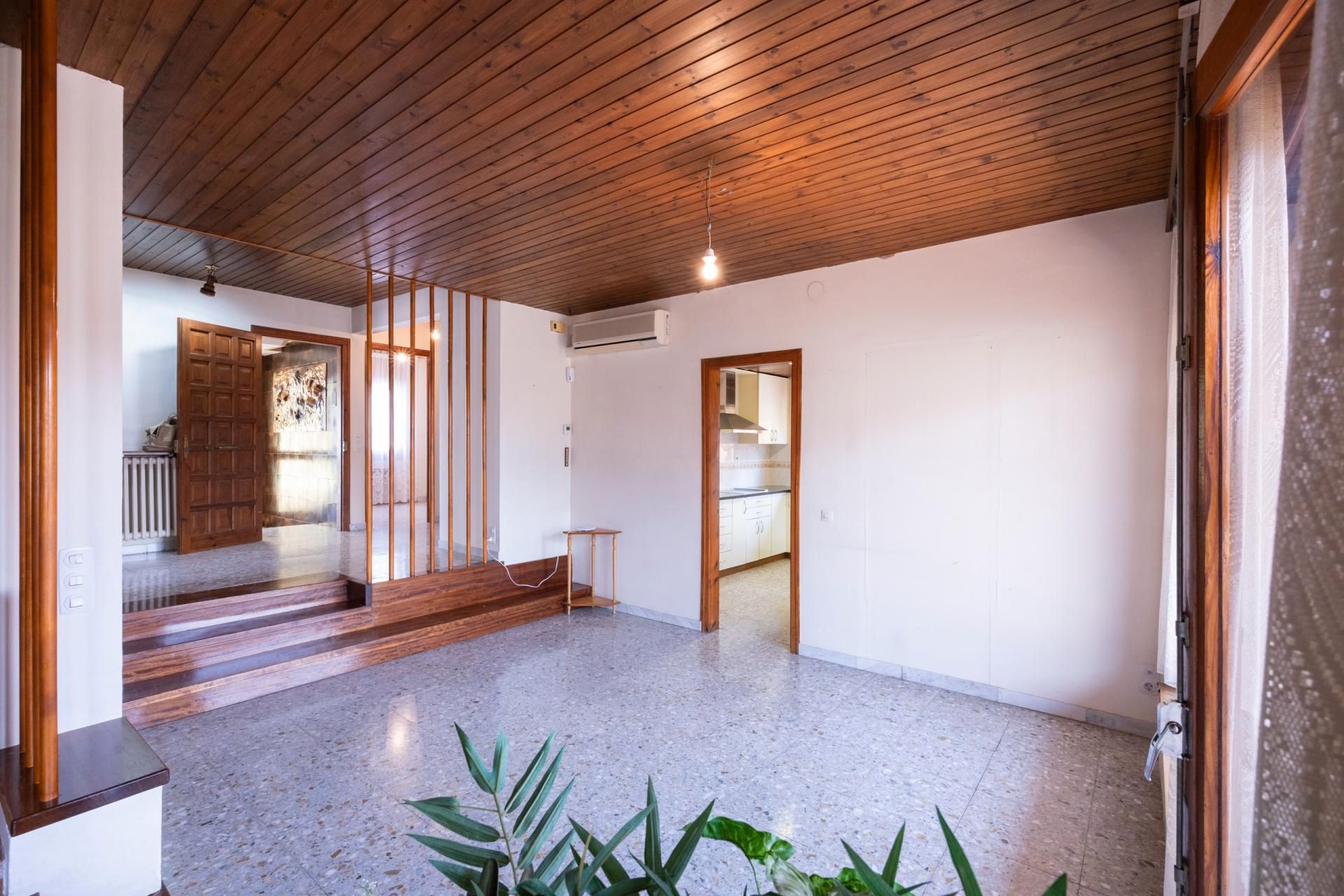 Casa o xalet en venda en Torelló amb Calefacció i Jardí privat