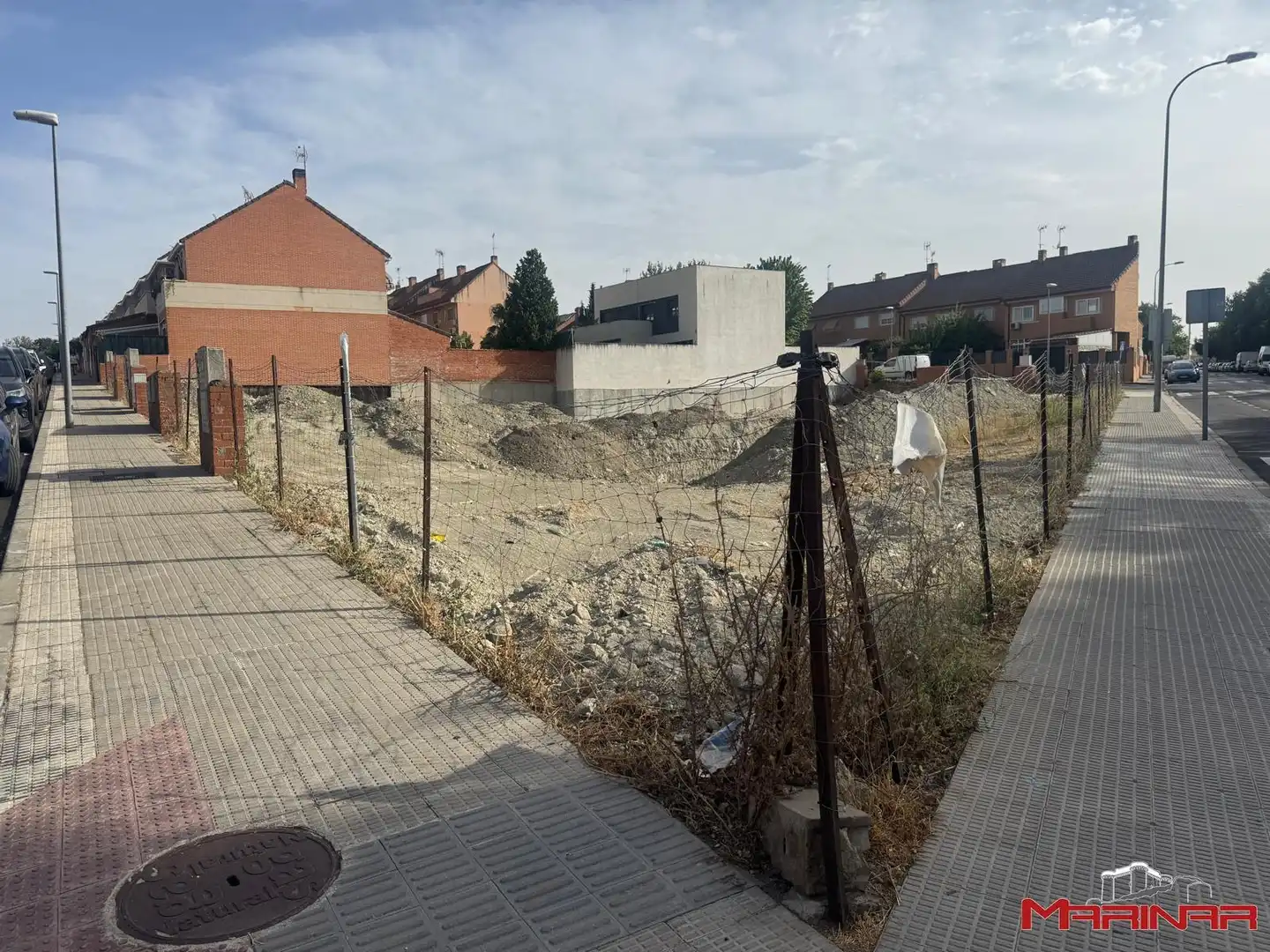 Terreny residencial en venda a Hispanoamérica - Comunidades