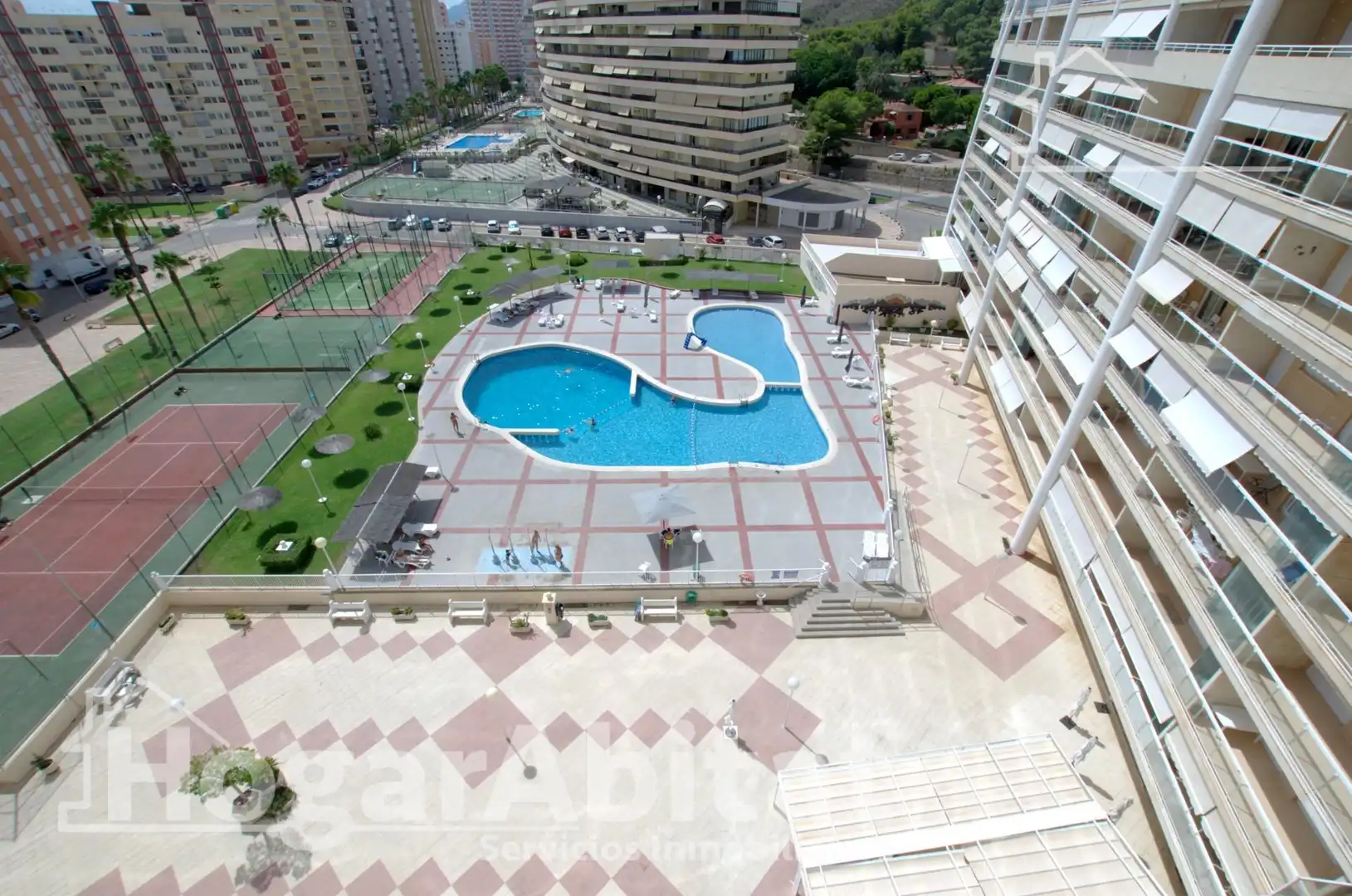 Piscina de Piso en venta en Cullera con Terraza, Amueblado y Balcón