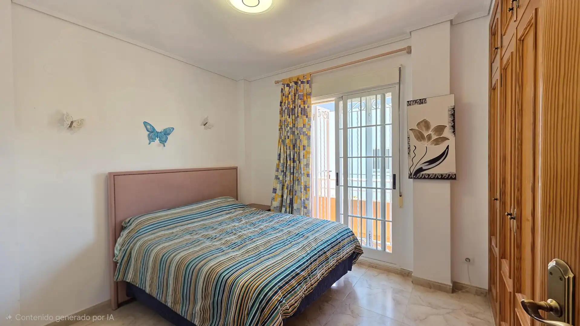 Schlafzimmer von Haus oder Chalet zum Verkauf in Gandia mit Privatgarten, Terrasse und Balkon