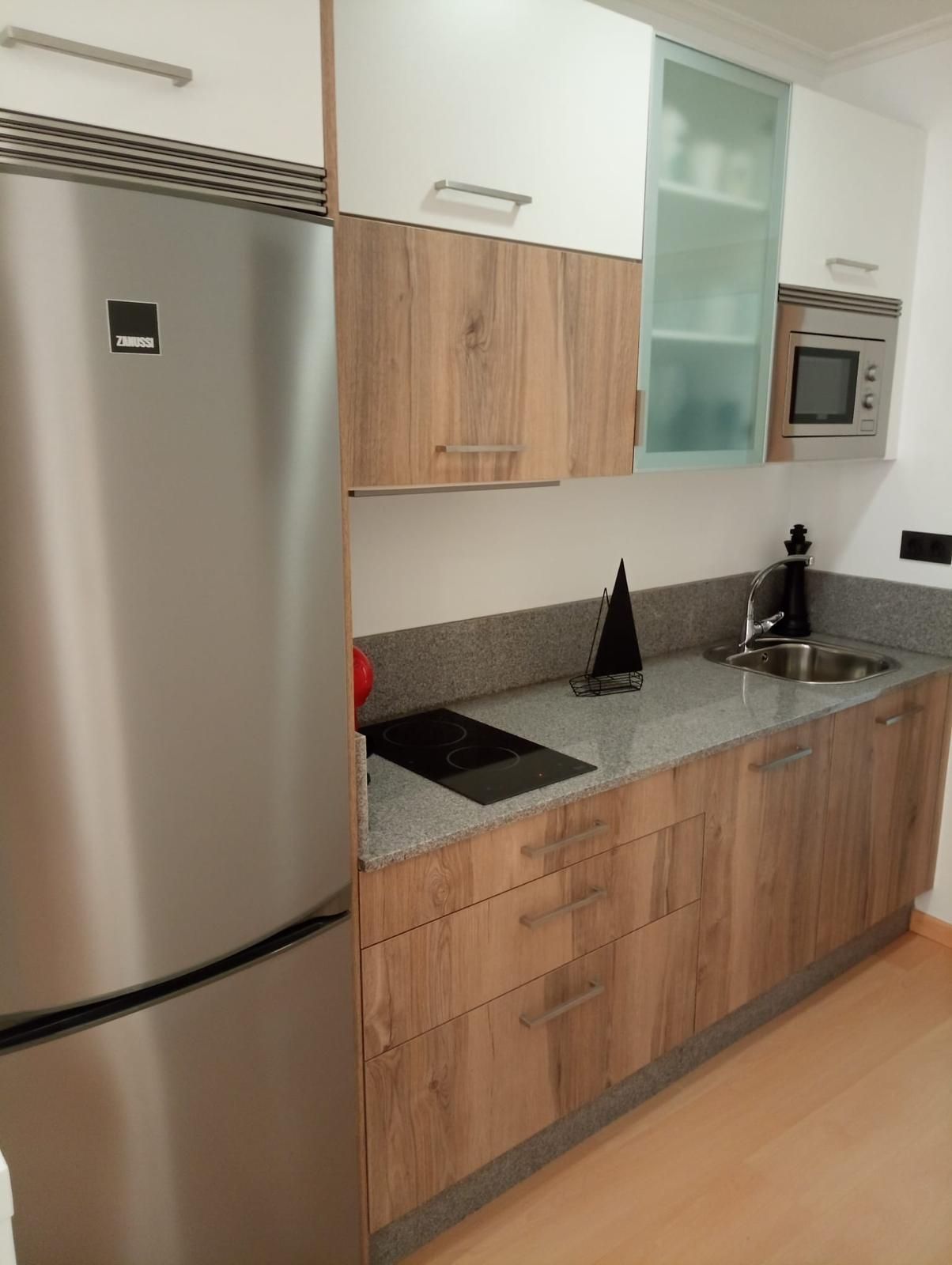 Cocina de Apartamento en venta en Sanxenxo con Calefacción, Parquet y Terraza