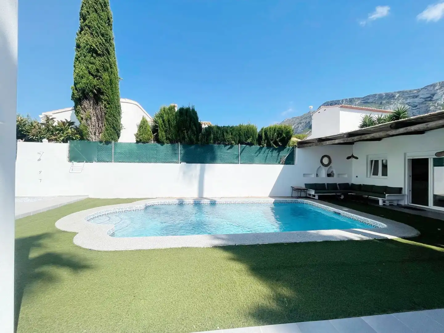 Swimming pool of Houses for rent in Dénia  with Air Conditioner, Heating and Private garden