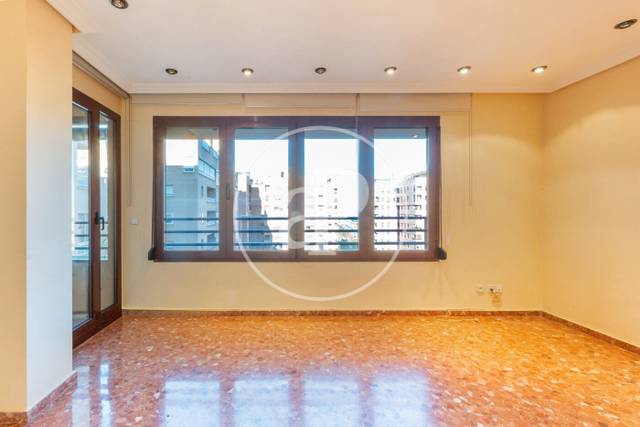 Piso en Venta en Av. del Primat Reig en Barrio de Benimaclet