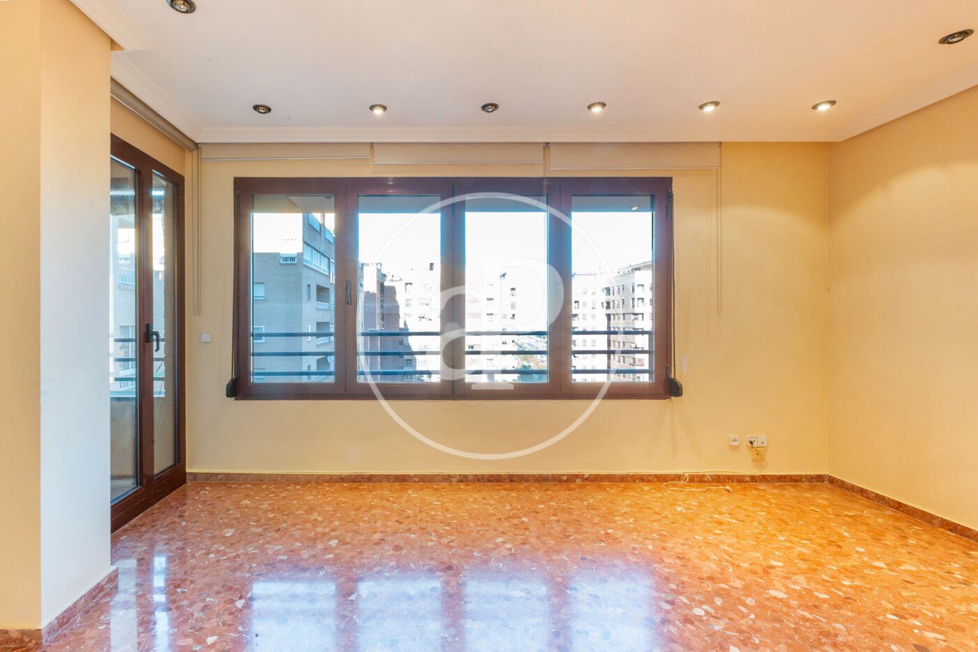 Sala d'estar de Pis en venda en  Valencia Capital amb Aire condicionat, Calefacció i Terrassa