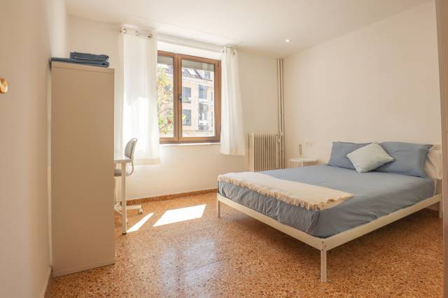 Piso en Alquiler en Oviedo - Plaza Santullano, 17 en Milán - Pumarín