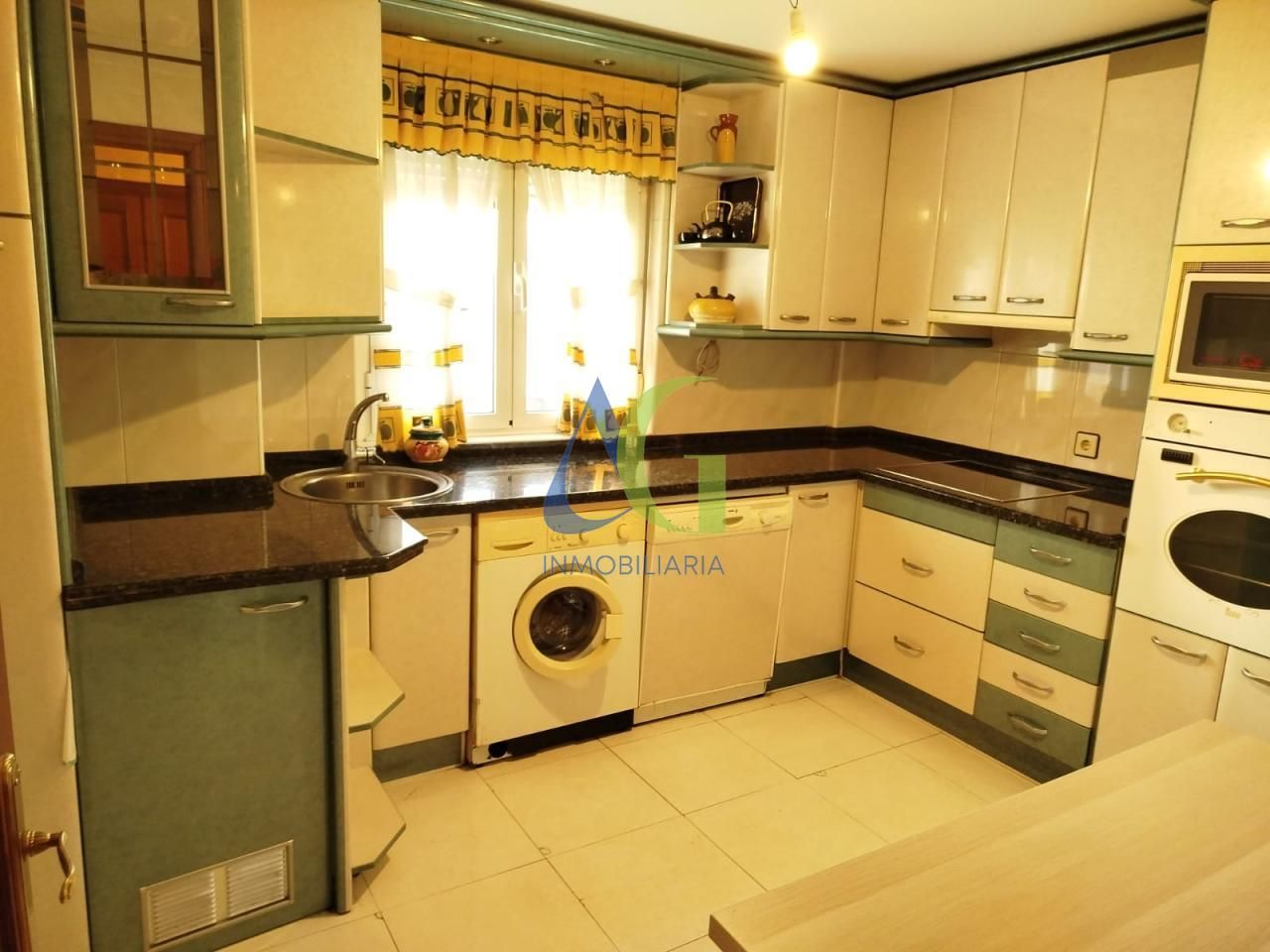 Kitchen of Duplex for sale in Villaquilambre  with Heating, Parquet flooring and Terrace