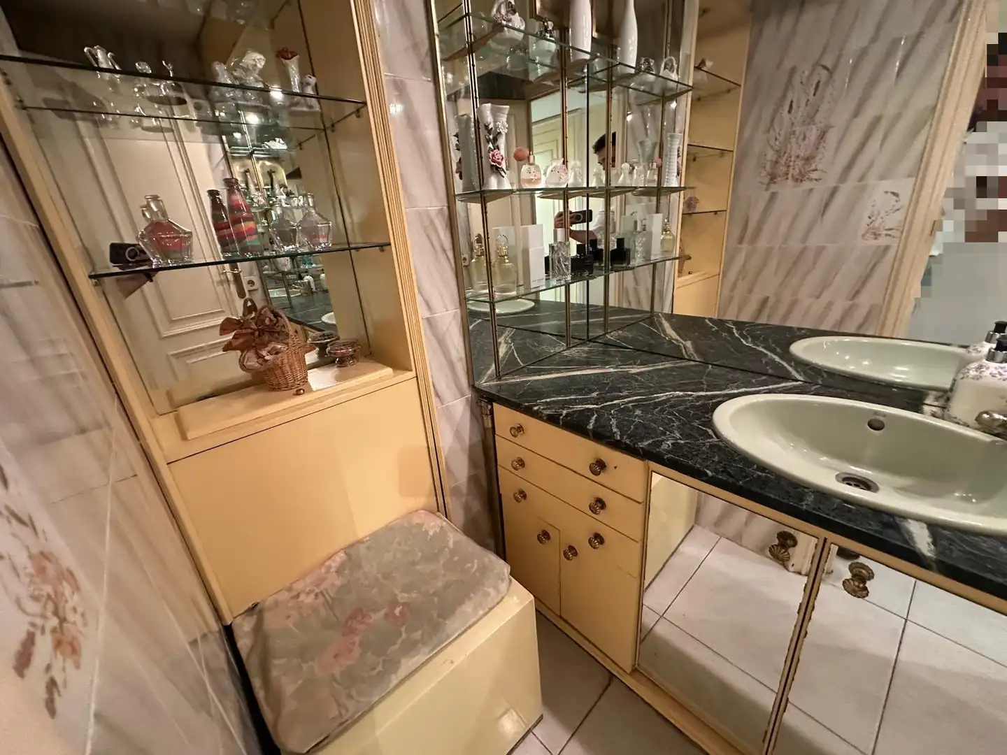 Bathroom of Flat for sale in Barcelona  with Parquet flooring, Furnished and Oven