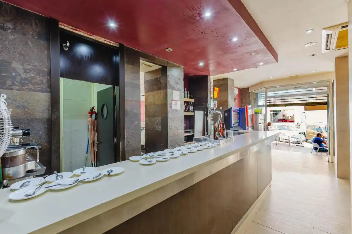 Local en venta en Marbella con Calefacción