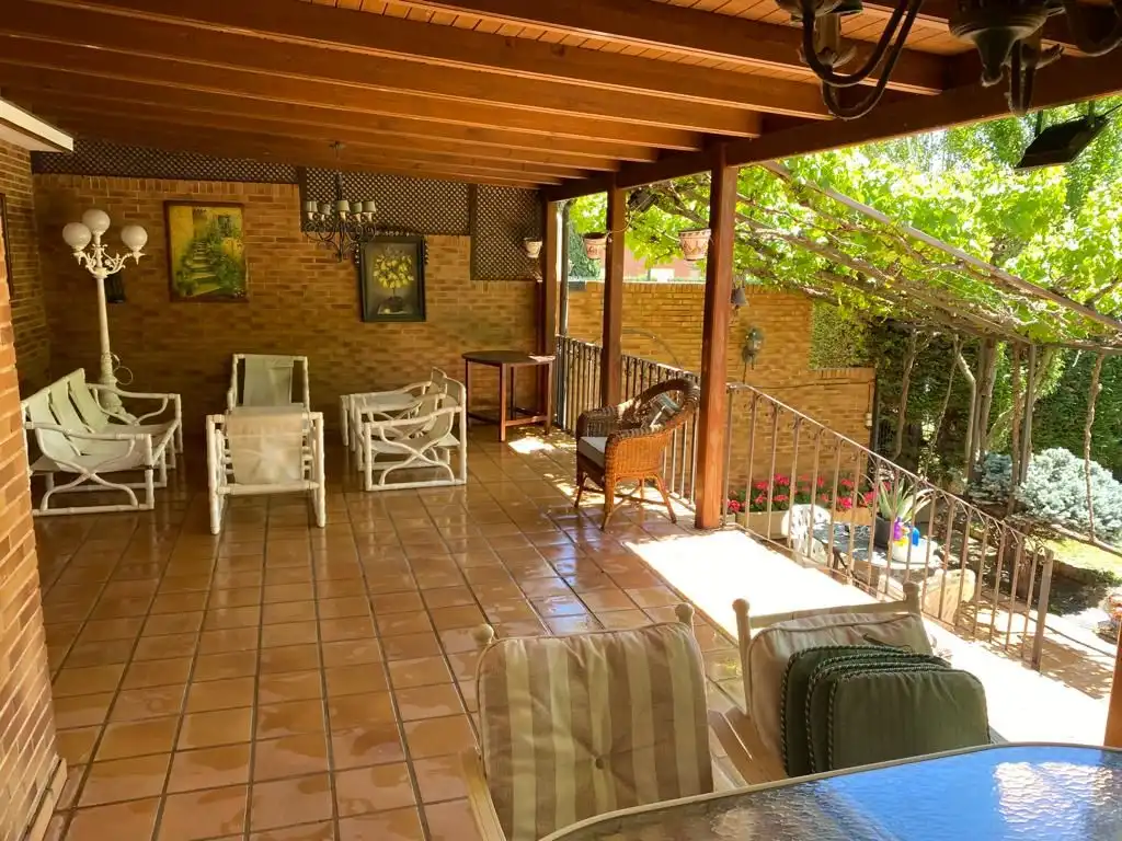 Adossat amb piscina en venda a Calle Doctor Fleming, imagen 3