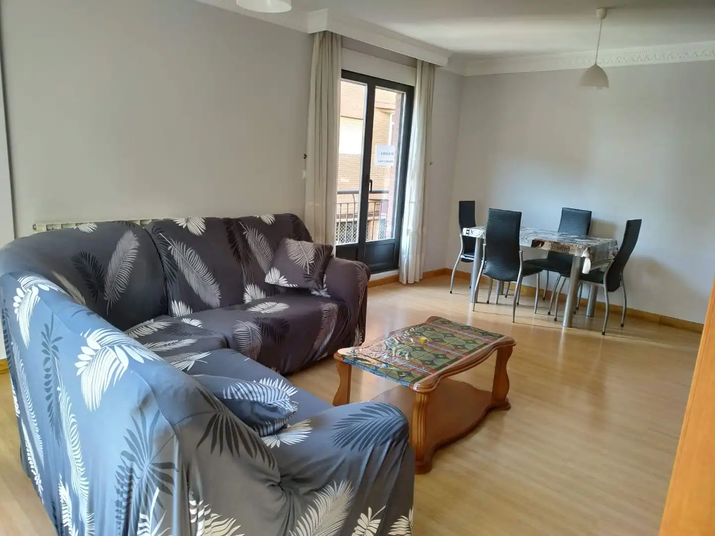 Wohnzimmer von Wohnung zur Miete in Valverde de la Virgen, León