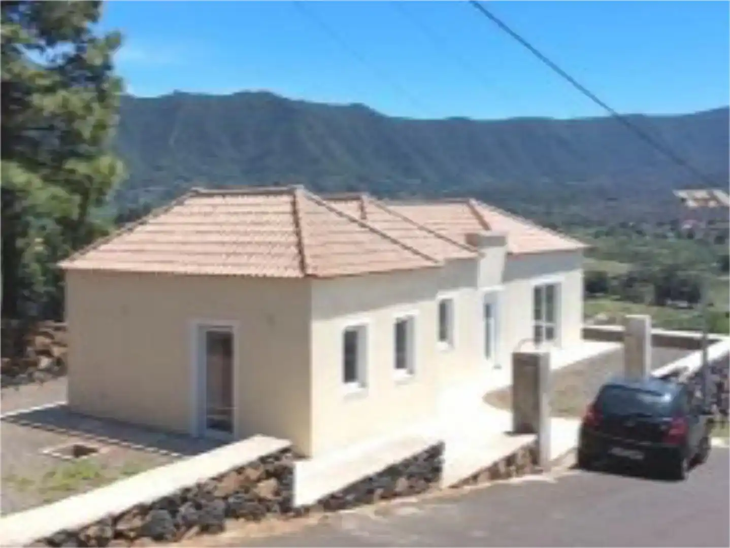 Vista exterior de Casa o chalet en venta en El Paso con Aire acondicionado