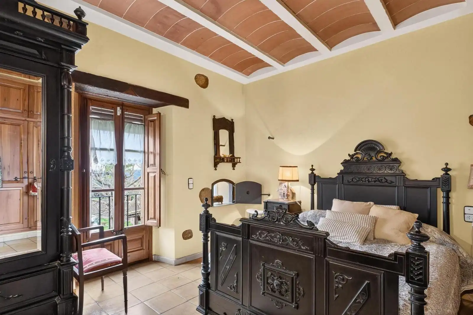 Casa rústica con piscina en venta en Carrer Carrer Castell, imagen 21