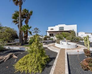 Exterior view of House or chalet for sale in Tías
