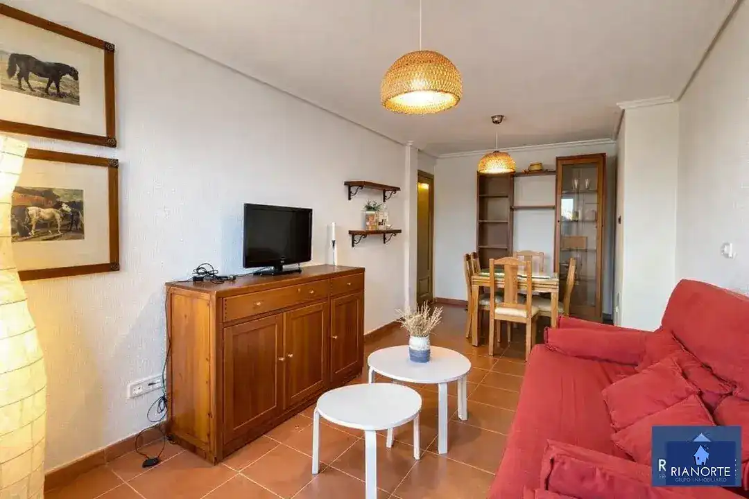 Piso con piscina en venta en Calle Castillo de Gauzón, imagen 9