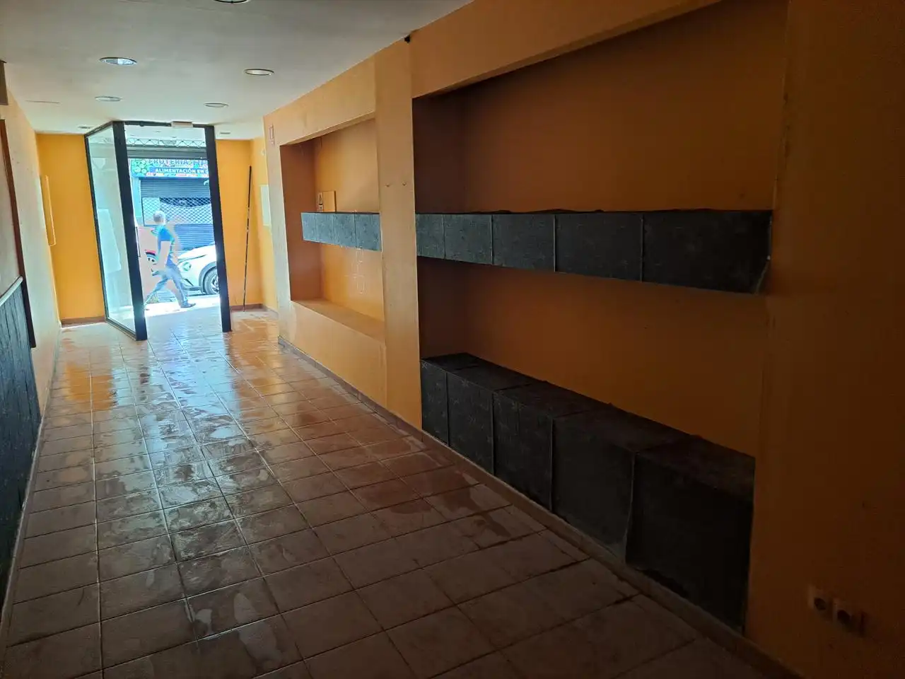 Gewerbefläche zur Miete in Calle del Monasterio de Siresa 8, imagen 6