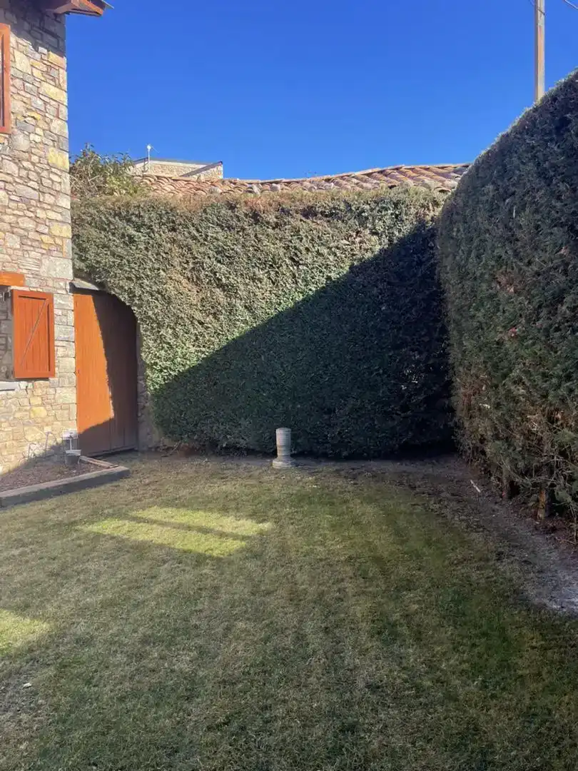 Jardí de Casa adosada en venda en Prats i Sansor amb Jardí privat, Parquet i Traster