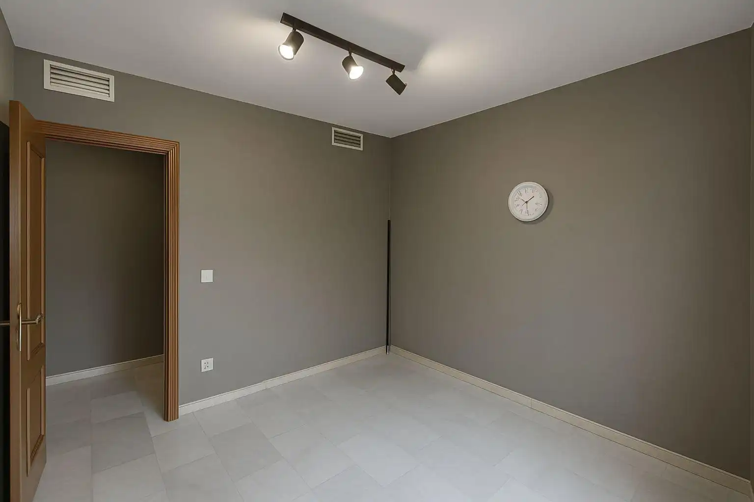 Flat for sale in Málaga  with Air Conditioner and Terrace
