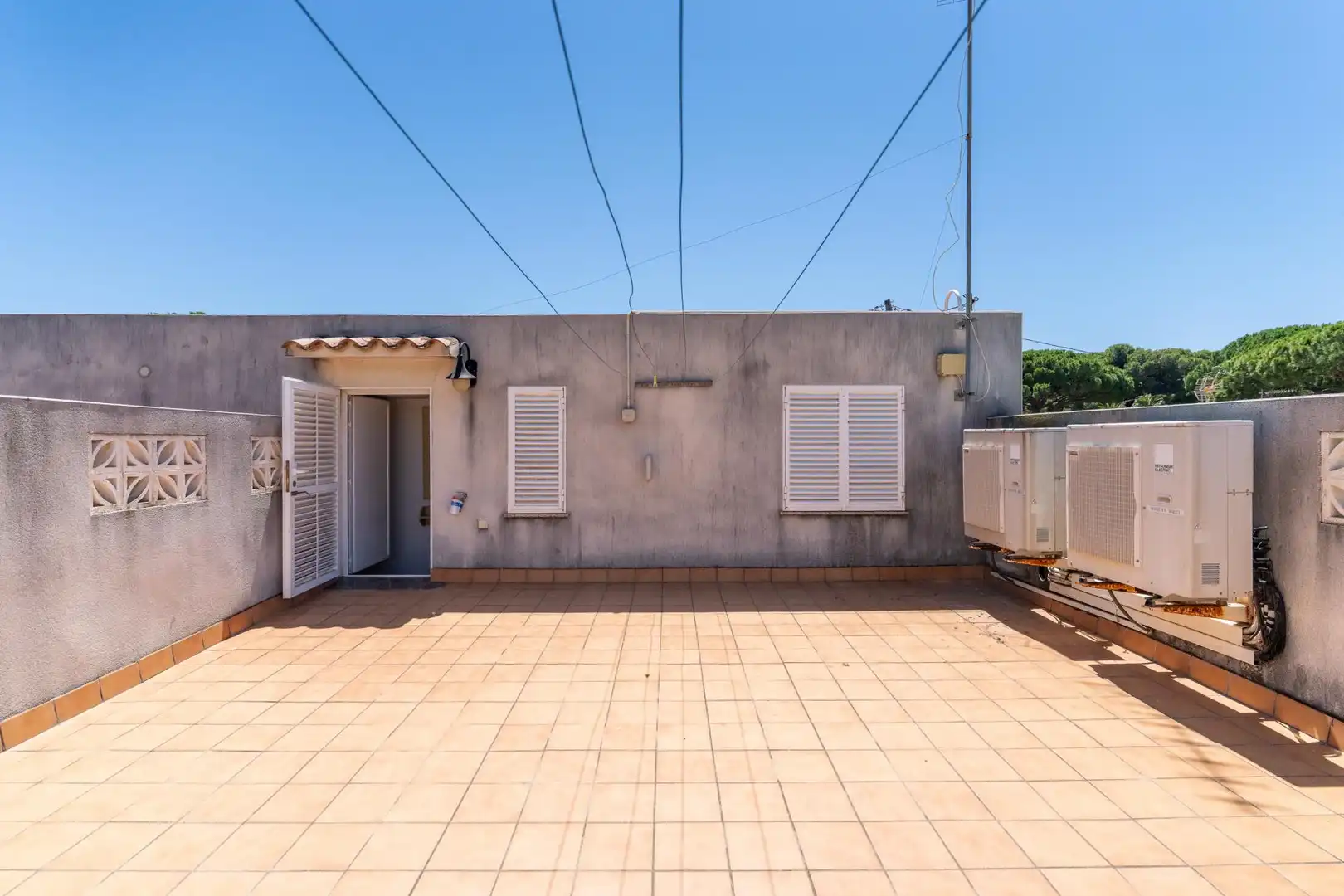 Vista exterior de Casa o chalet en venta en Cambrils con Calefacción, Terraza y Piscina
