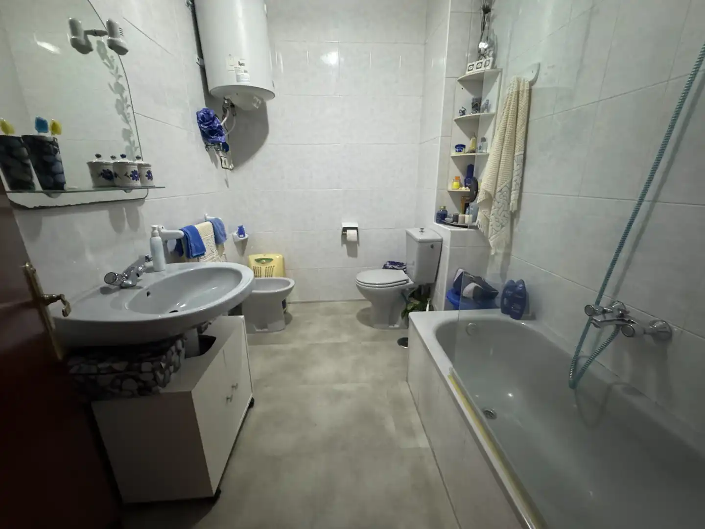 Bathroom of Apartments for sale in Carnota  with Heating and Furnished