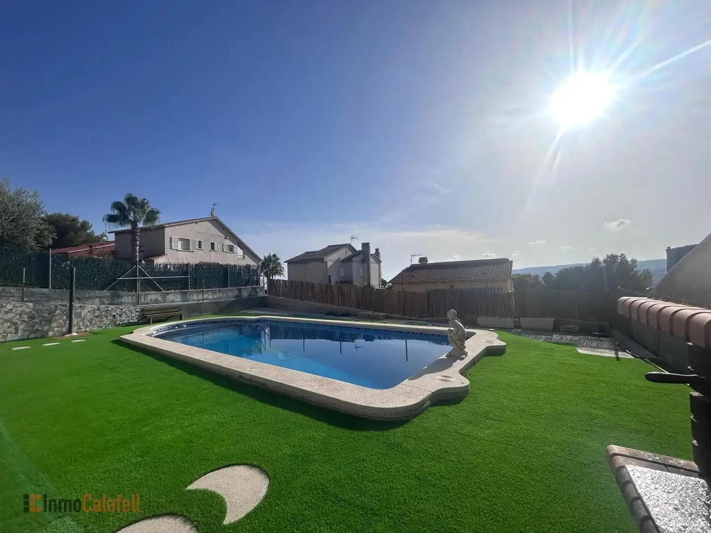 Villa avec piscine à vendre à MIQUEL COSTA I LLOBERA 8
